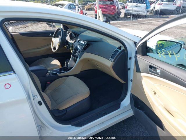 Photo 4 VIN: 5NPEB4ACXDH776113 - HYUNDAI SONATA 