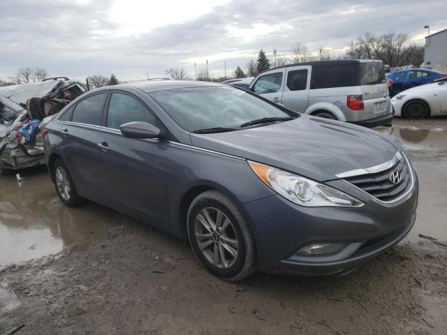 Photo 3 VIN: 5NPEB4ACXDH779710 - HYUNDAI SONATA GLS 