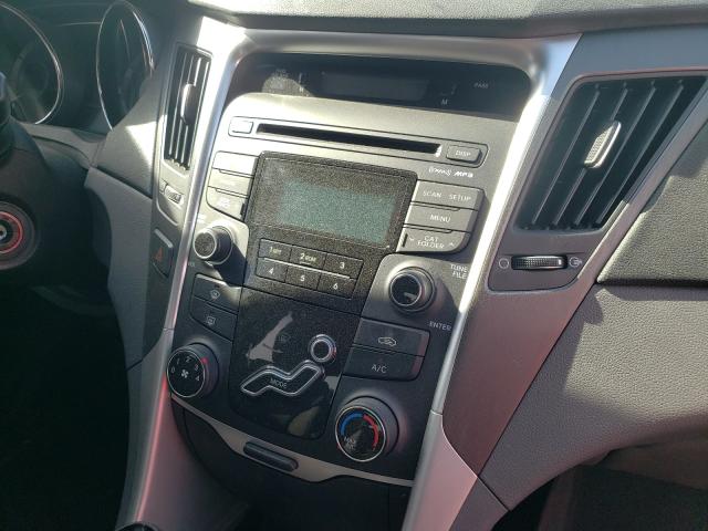 Photo 8 VIN: 5NPEB4ACXDH779772 - HYUNDAI SONATA GLS 