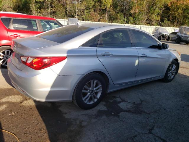 Photo 2 VIN: 5NPEB4ACXDH782638 - HYUNDAI SONATA 