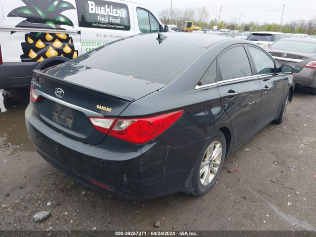 Photo 3 VIN: 5NPEB4ACXDH783255 - HYUNDAI SONATA 