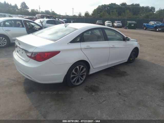 Photo 3 VIN: 5NPEB4ACXDH784129 - HYUNDAI SONATA 