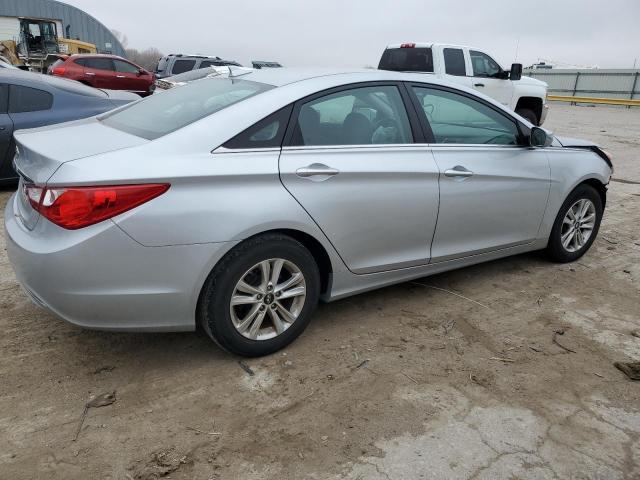 Photo 2 VIN: 5NPEB4ACXDH785846 - HYUNDAI SONATA GLS 