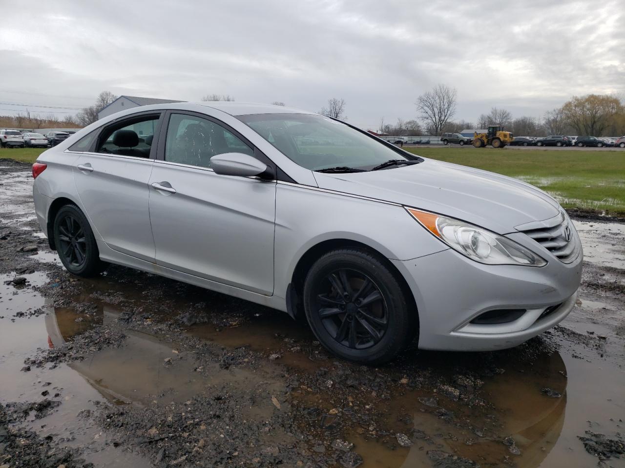 Photo 3 VIN: 5NPEB4ACXDH790335 - HYUNDAI SONATA 