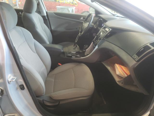 Photo 4 VIN: 5NPEB4ACXDH791548 - HYUNDAI SONATA GLS 