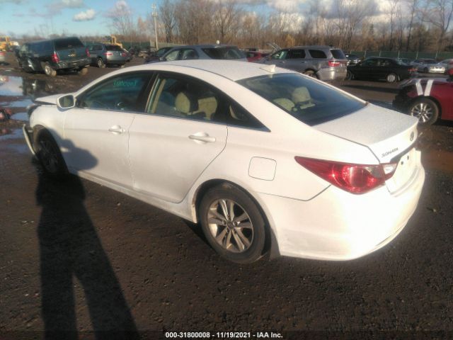 Photo 2 VIN: 5NPEB4ACXDH793686 - HYUNDAI SONATA 