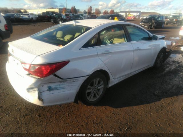 Photo 3 VIN: 5NPEB4ACXDH793686 - HYUNDAI SONATA 