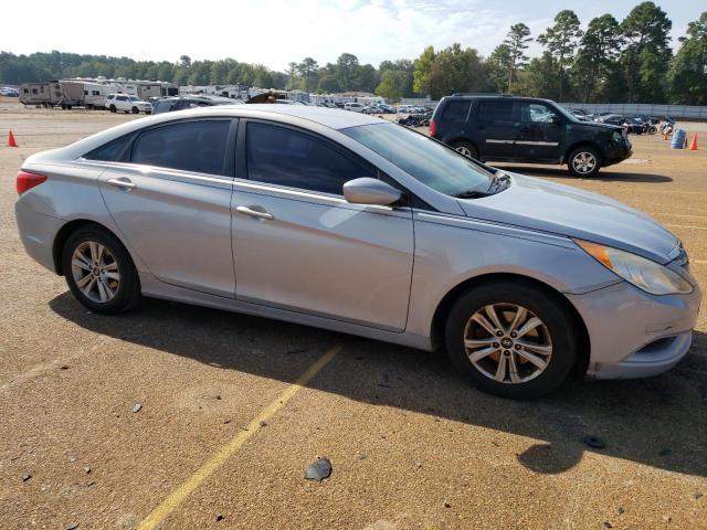 Photo 3 VIN: 5NPEB4ACXDH796894 - HYUNDAI SONATA GLS 