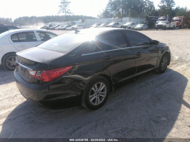 Photo 3 VIN: 5NPEB4ACXDH803312 - HYUNDAI SONATA 