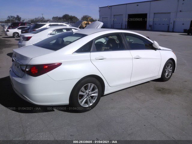 Photo 3 VIN: 5NPEB4ACXDH804086 - HYUNDAI SONATA 