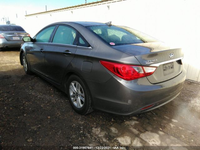 Photo 2 VIN: 5NPEB4ACXDH804203 - HYUNDAI SONATA 