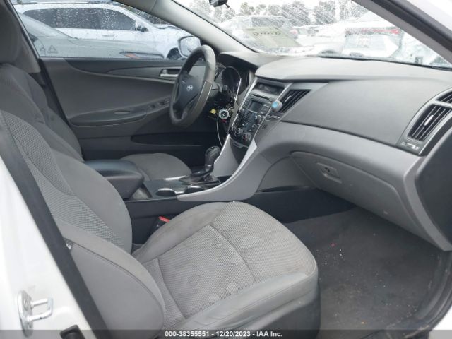 Photo 4 VIN: 5NPEB4ACXEH812819 - HYUNDAI SONATA 