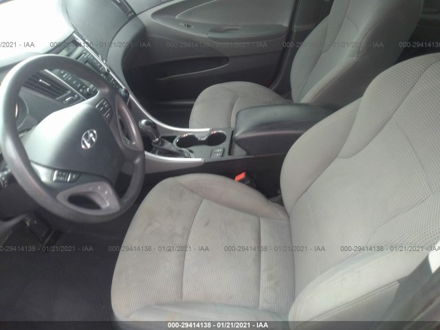 Photo 4 VIN: 5NPEB4ACXEH830219 - HYUNDAI SONATA 