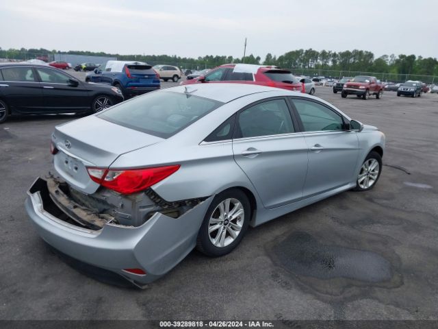 Photo 3 VIN: 5NPEB4ACXEH840622 - HYUNDAI SONATA 