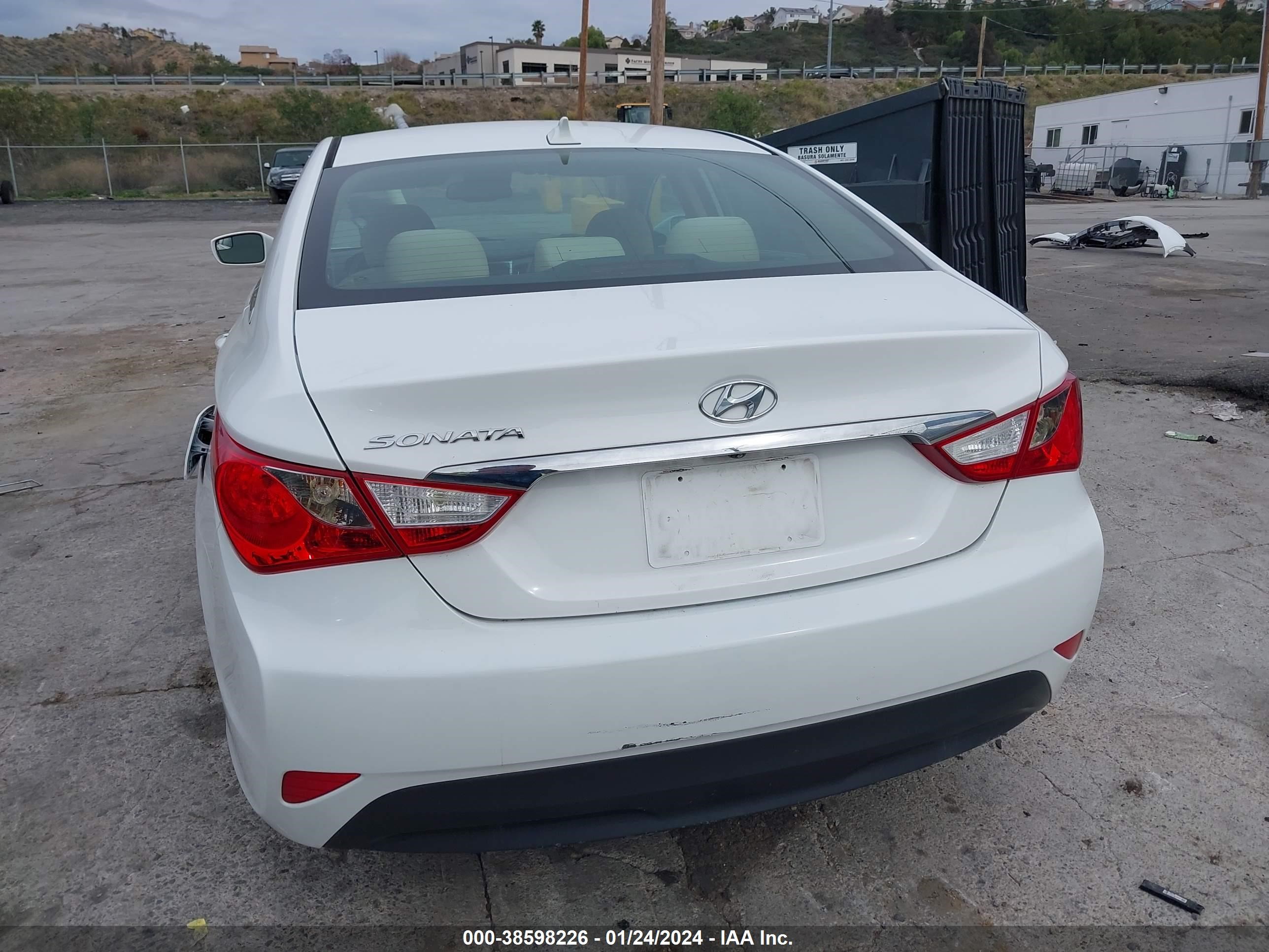 Photo 14 VIN: 5NPEB4ACXEH870803 - HYUNDAI SONATA 