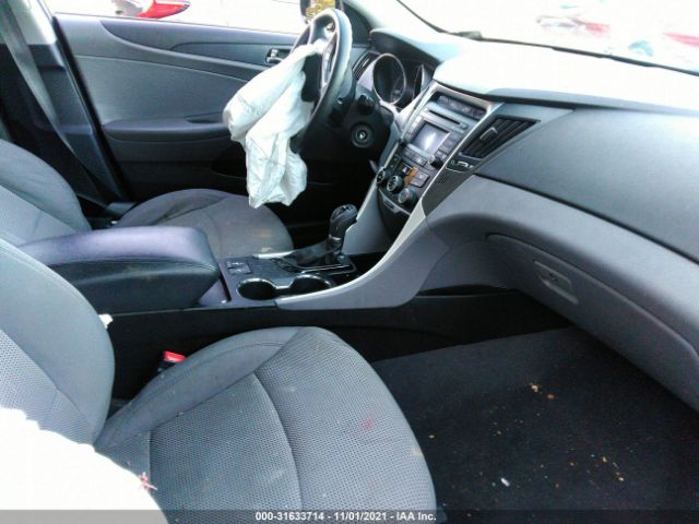 Photo 4 VIN: 5NPEB4ACXEH880909 - HYUNDAI SONATA 