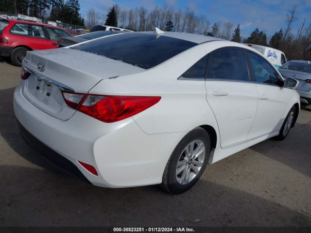 Photo 3 VIN: 5NPEB4ACXEH899007 - HYUNDAI SONATA 