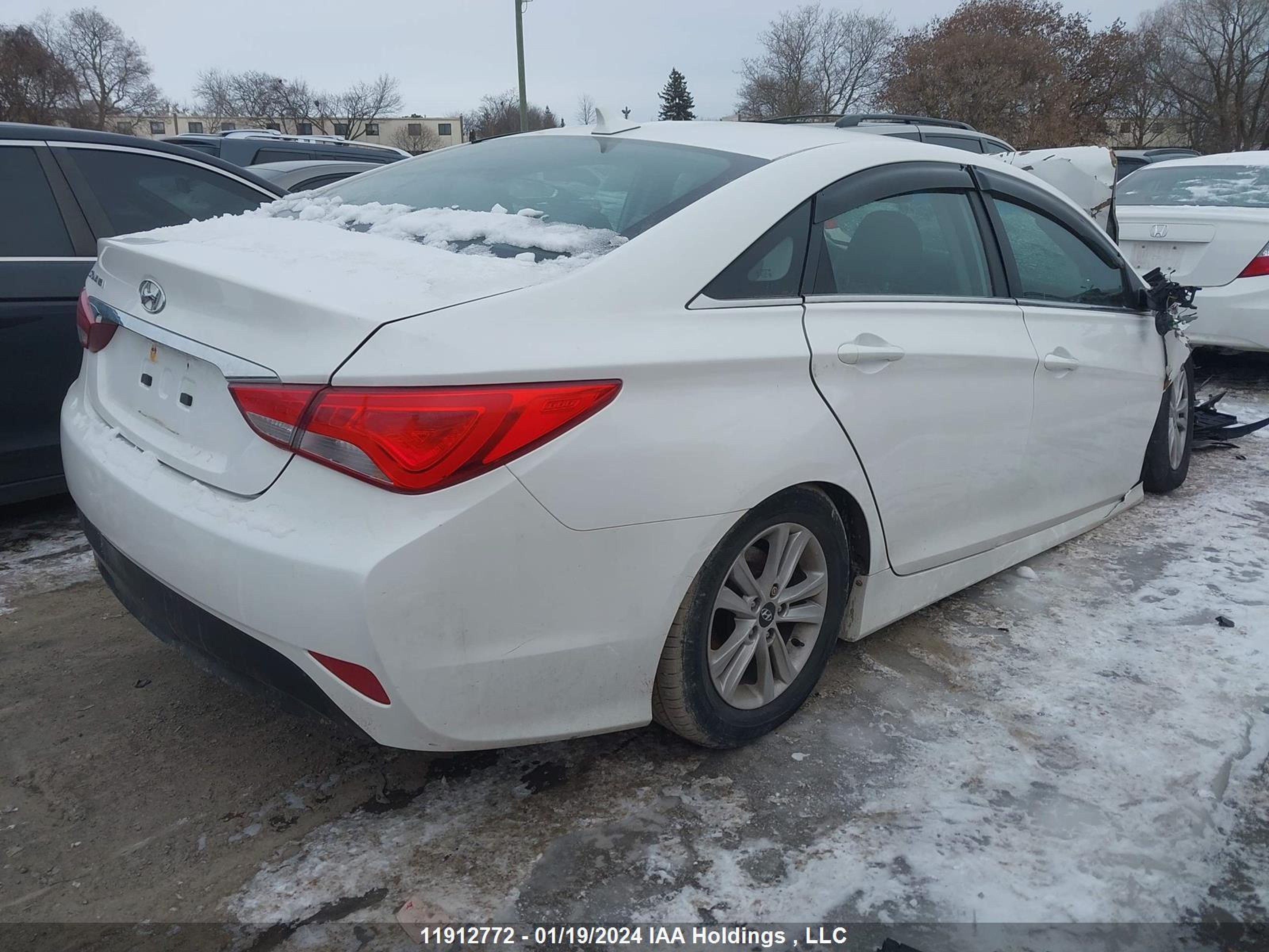 Photo 3 VIN: 5NPEB4ACXEH936962 - HYUNDAI SONATA 