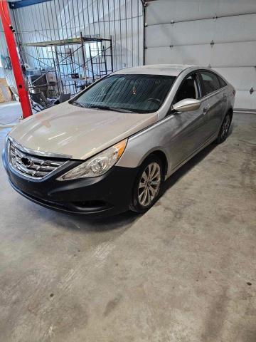 Photo 1 VIN: 5NPEC4AB0BH315469 - HYUNDAI SONATA 