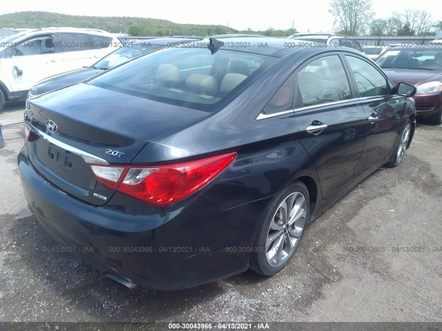 Photo 3 VIN: 5NPEC4AB0CH369498 - HYUNDAI SONATA 