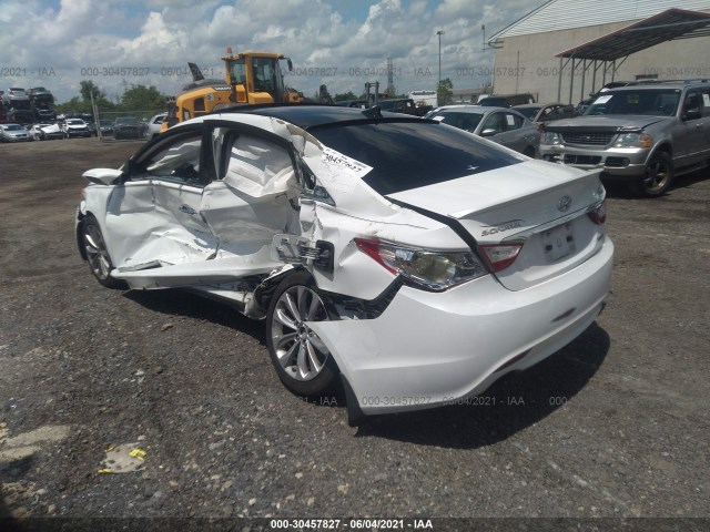 Photo 2 VIN: 5NPEC4AB0CH408400 - HYUNDAI SONATA 