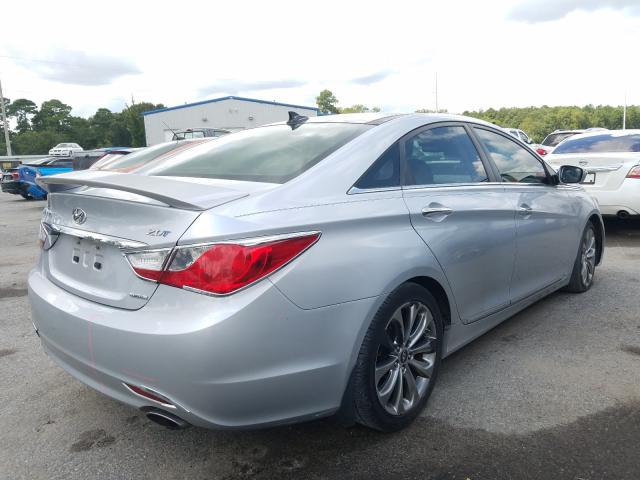 Photo 3 VIN: 5NPEC4AB0CH410213 - HYUNDAI SONATA SE 