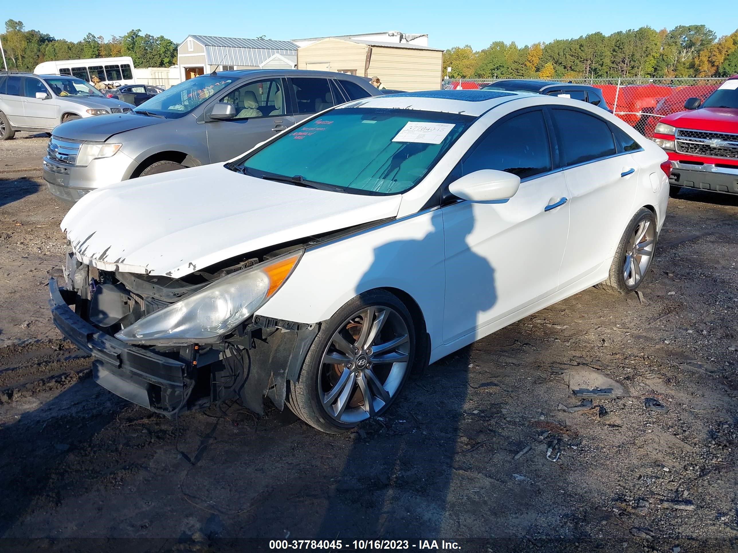 Photo 1 VIN: 5NPEC4AB0CH423057 - HYUNDAI SONATA 