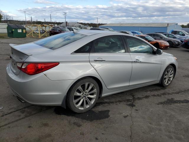 Photo 2 VIN: 5NPEC4AB0CH436472 - HYUNDAI SONATA SE 