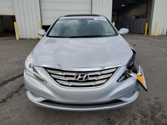 Photo 4 VIN: 5NPEC4AB0CH436472 - HYUNDAI SONATA SE 