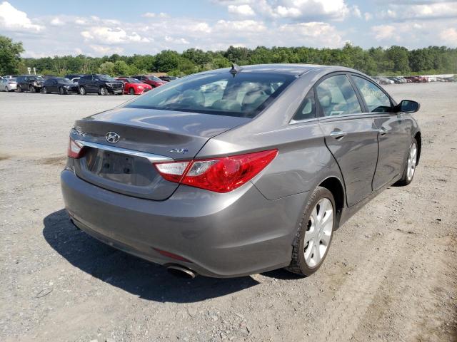 Photo 3 VIN: 5NPEC4AB0CH437198 - HYUNDAI SONATA SE 