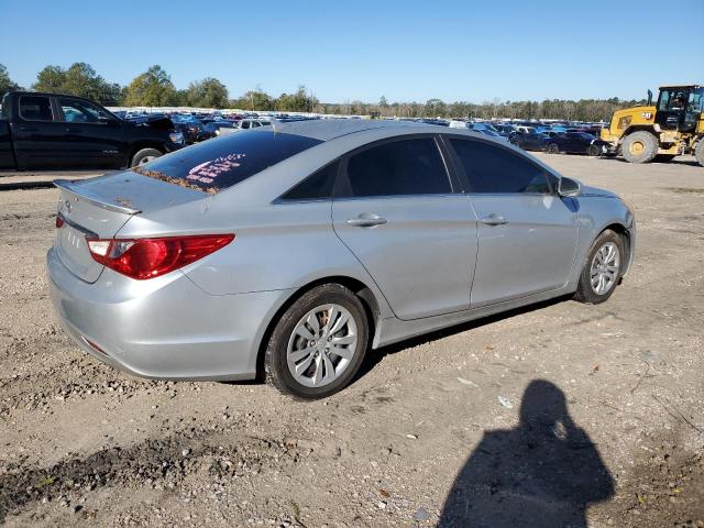 Photo 2 VIN: 5NPEC4AB0CH470346 - HYUNDAI SONATA 