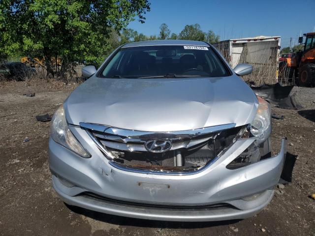 Photo 4 VIN: 5NPEC4AB0CH473117 - HYUNDAI SONATA 