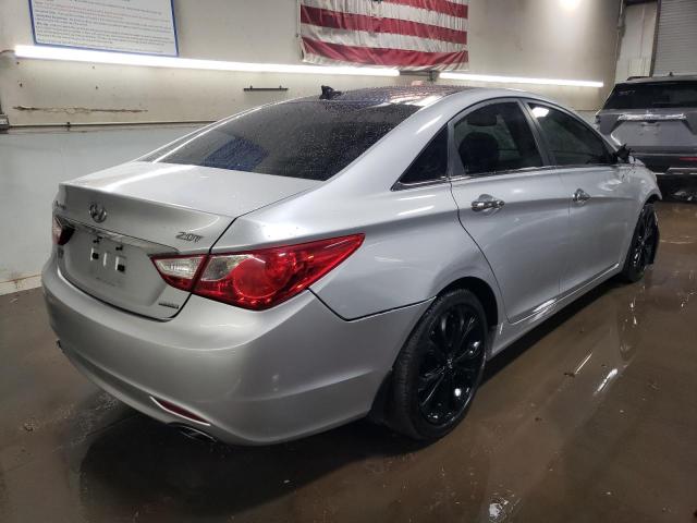 Photo 2 VIN: 5NPEC4AB0DH585692 - HYUNDAI SONATA 