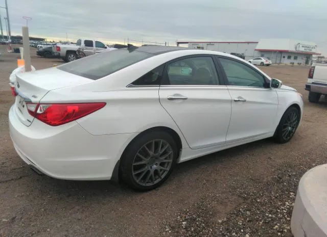 Photo 3 VIN: 5NPEC4AB0DH658835 - HYUNDAI SONATA 