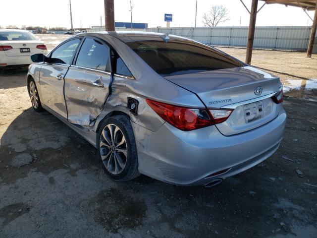 Photo 2 VIN: 5NPEC4AB0DH755615 - HYUNDAI SONATA SE 