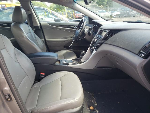 Photo 4 VIN: 5NPEC4AB1BH212321 - HYUNDAI SONATA SE 