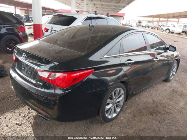 Photo 3 VIN: 5NPEC4AB1BH224601 - HYUNDAI SONATA 