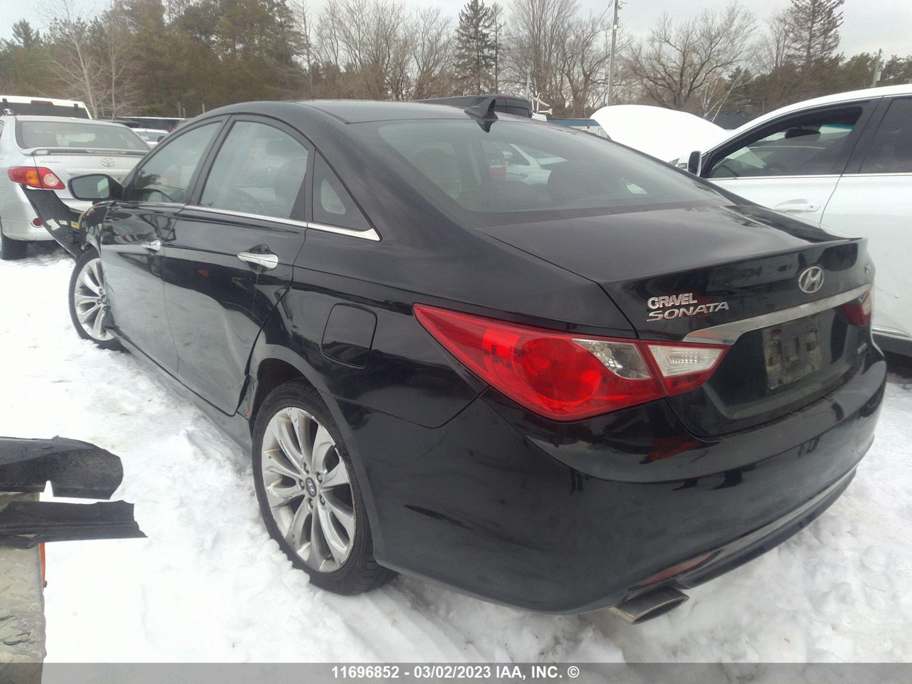 Photo 2 VIN: 5NPEC4AB1BH229054 - HYUNDAI SONATA 