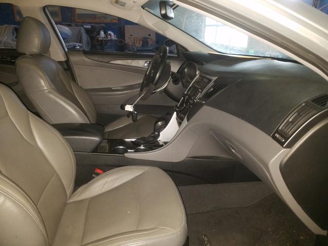 Photo 4 VIN: 5NPEC4AB1BH270378 - HYUNDAI SONATA SE 