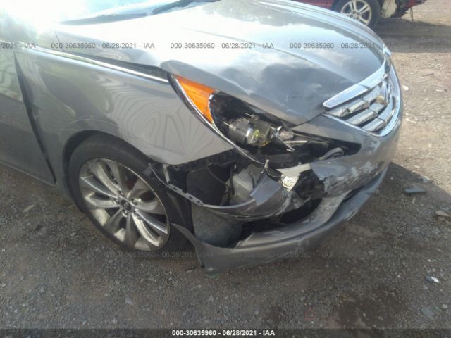 Photo 5 VIN: 5NPEC4AB1CH348188 - HYUNDAI SONATA 