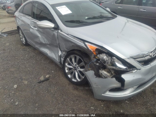 Photo 5 VIN: 5NPEC4AB1CH424637 - HYUNDAI SONATA 