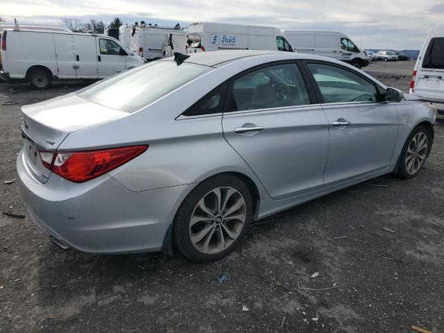 Photo 2 VIN: 5NPEC4AB1DH581599 - HYUNDAI SONATA 