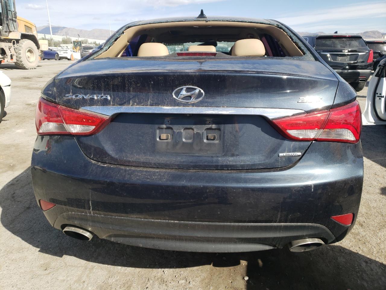 Photo 5 VIN: 5NPEC4AB1EH824555 - HYUNDAI SONATA 