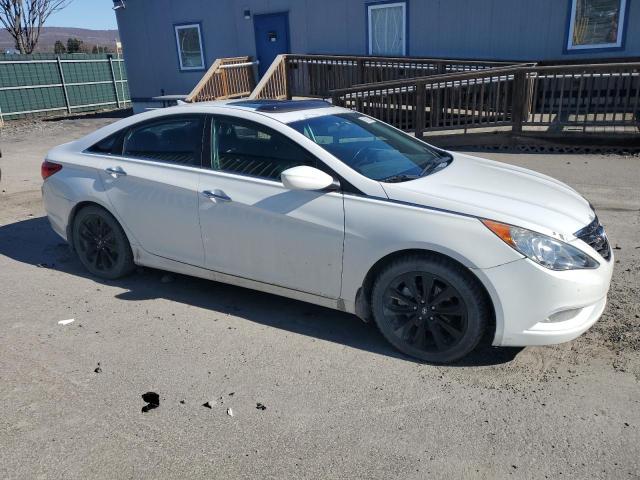 Photo 3 VIN: 5NPEC4AB2BH174114 - HYUNDAI SONATA 