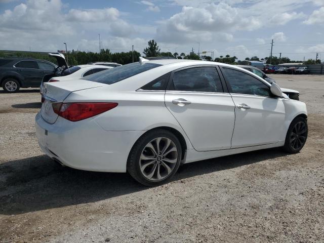 Photo 2 VIN: 5NPEC4AB2BH194086 - HYUNDAI SONATA 