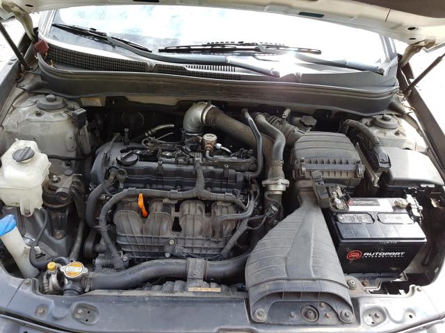 Photo 6 VIN: 5NPEC4AB2BH240256 - HYUNDAI SONATA SE 