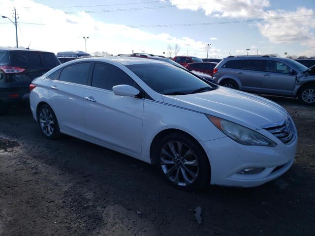 Photo 3 VIN: 5NPEC4AB2BH245747 - HYUNDAI SONATA 