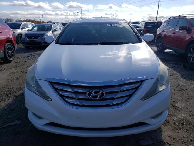 Photo 4 VIN: 5NPEC4AB2BH245747 - HYUNDAI SONATA 