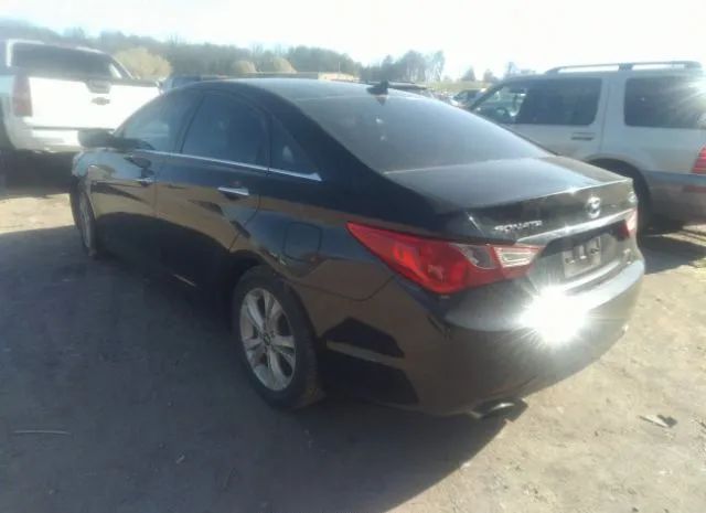 Photo 2 VIN: 5NPEC4AB2BH305011 - HYUNDAI SONATA 