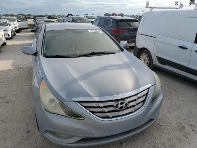 Photo 4 VIN: 5NPEC4AB2BH316817 - HYUNDAI SONATA SE 